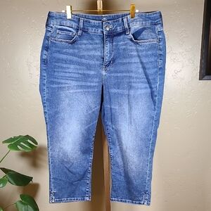 St. John's Bay Blue Ankle Cropped Jeans Size 14 Capri Light Washed